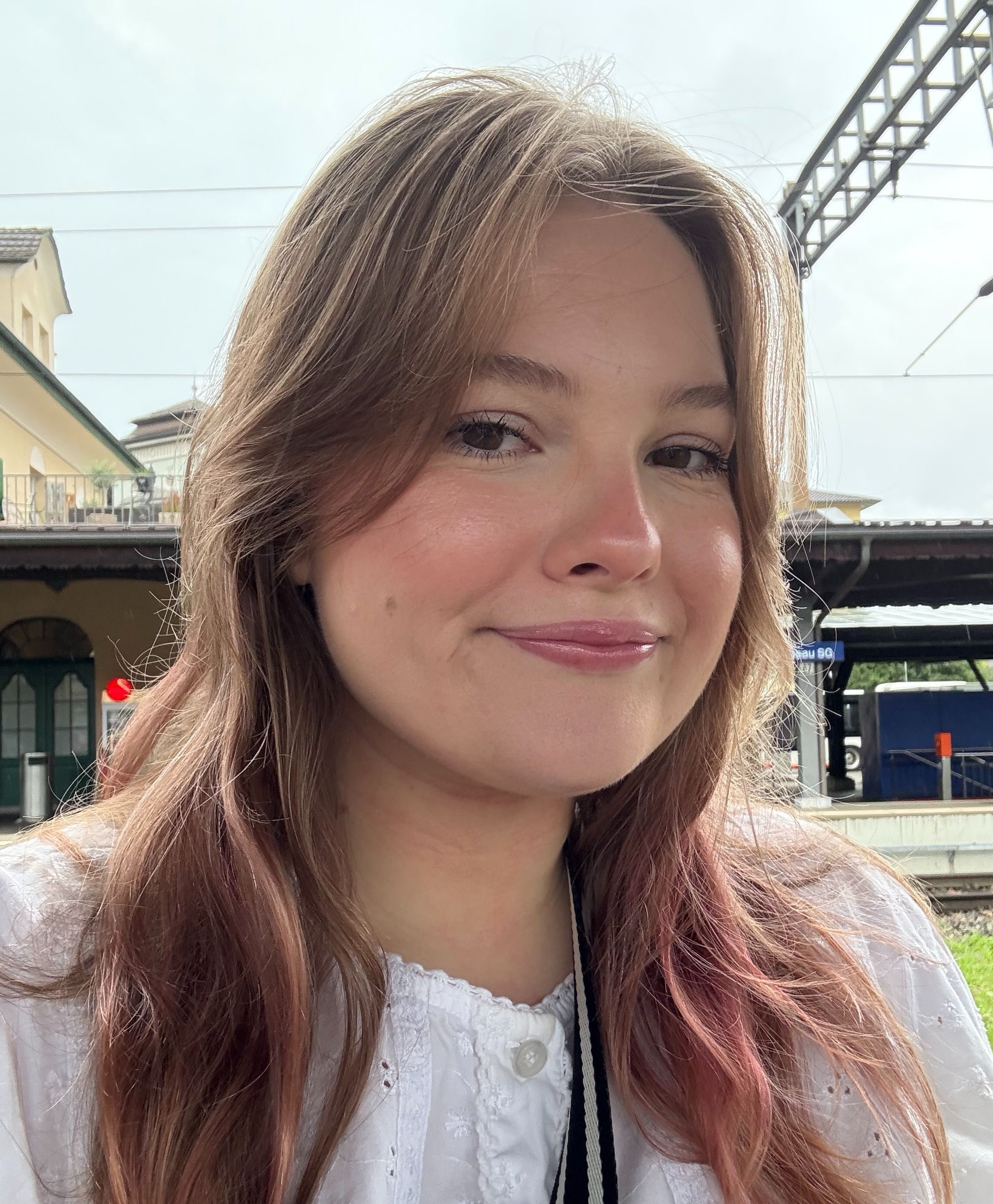 Maelle Bargeron, Author