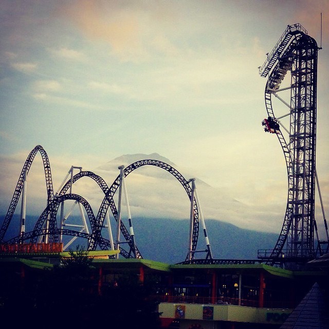 a car going down Takabisha's first drop