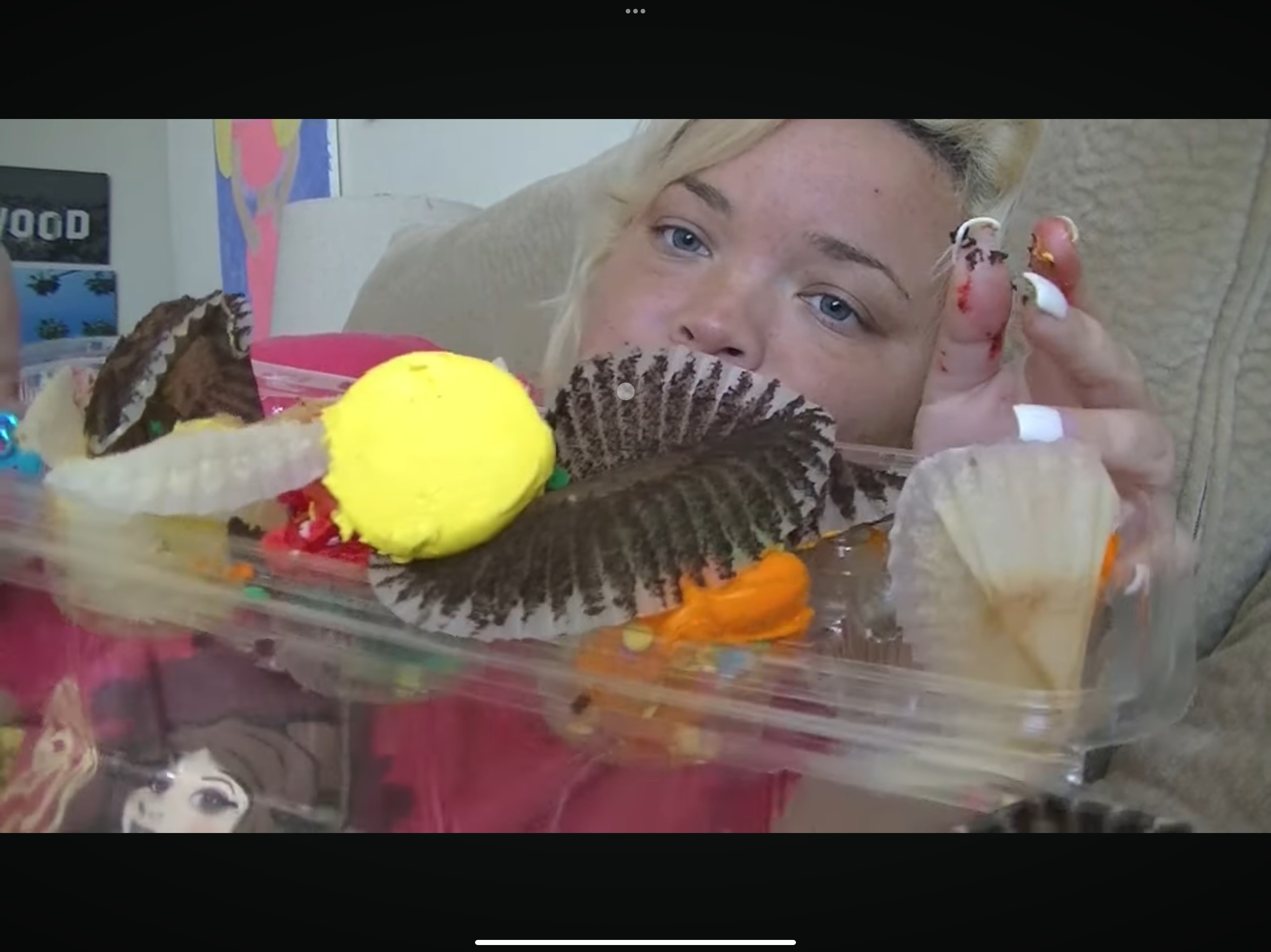 trisha eating cupcakes